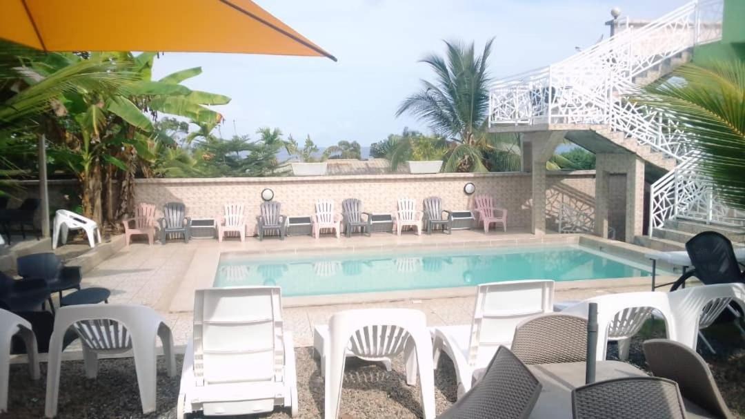 Residence Hoteliere L'Oceane Kribi Exterior photo